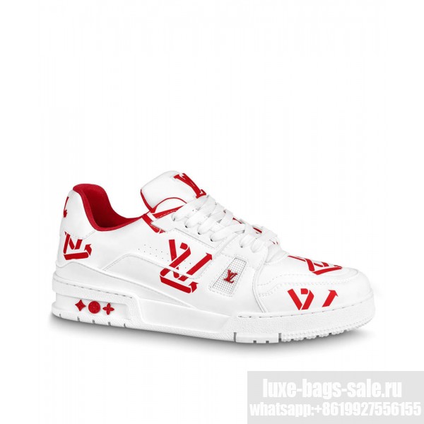 Luxe Recycled Material Sneakers : Louis Vuitton LV Trainer